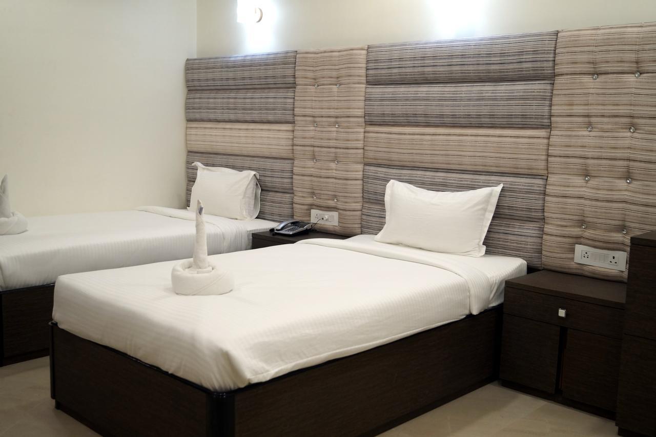 Hotel Silver Arcade Māldah 외부 사진